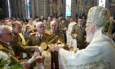 A fost sfințită pictura Capelei Militare „Sfinţii Martiri Brâncoveni“ featured image