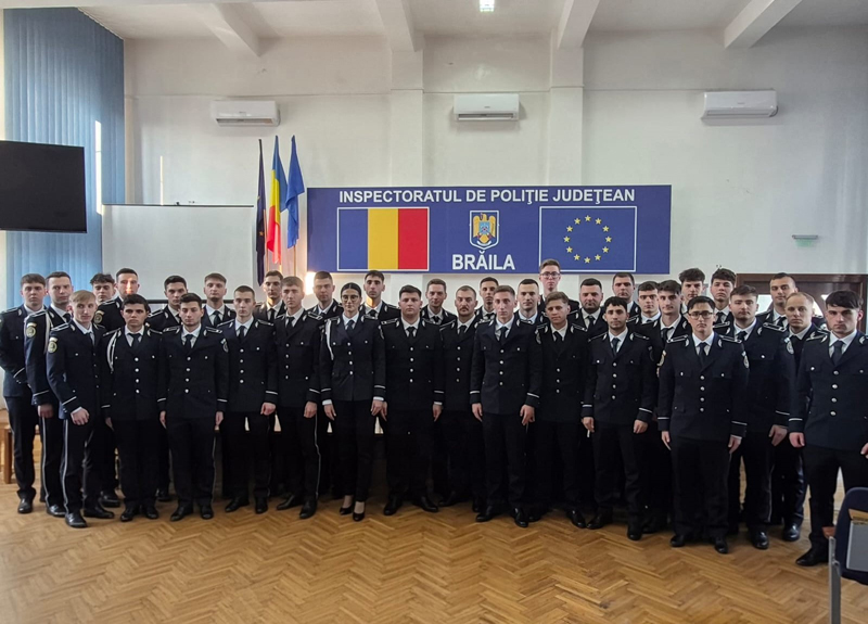 politisti absolventi la IPJ