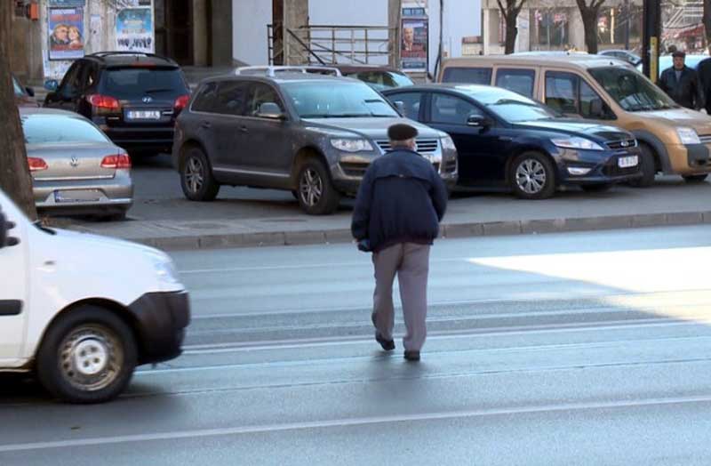 pietoni traversare neregula